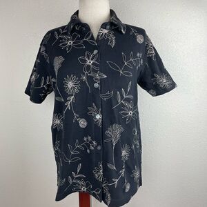 Chaus Sport Button Down Shirt Size S EUC